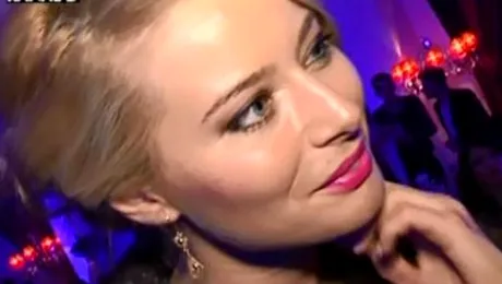 Smiley şi Laura Cosoi s-au întâlnit la un eveniment monden. Iată cum au reacţionat!