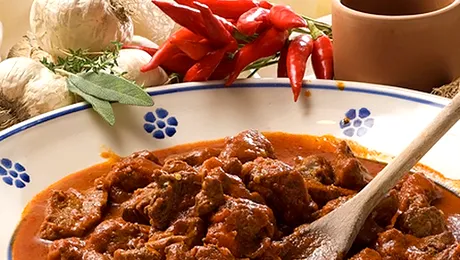 REȚETE TOCHITURĂ‚: 11 rețete pentru tochitură