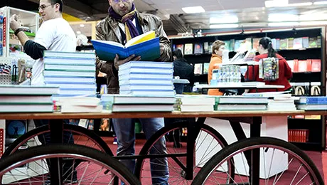 Târgul Internațional Gaudeamus 2014 este deschis până duminică, 23 noiembrie