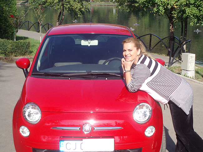 Paula Chirila, cu masina sa la emisiunea Pro Motor