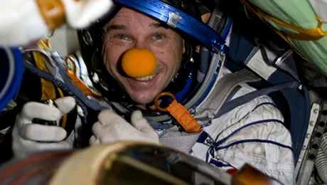 Guy Laliberte, „clovnul spatial”, a ajuns cu bine pe Terra