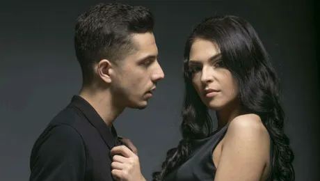 Francisca şi Uddi aruncă „Piatra de pe inimă”