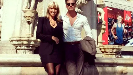 Cuplu bombă în showbiz-ul românesc: el – 35 de ani, ea – 54 de ani!!!