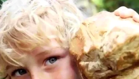 O bucată de vomă de balenă costă 63.000 de dolari!