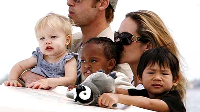 Brad Pitt si Angleina Jolie 