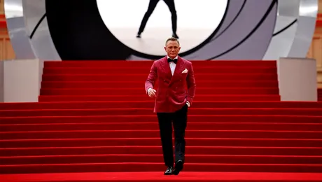 Anul 2021 în showbiz: de la Bond la Bennifer, Britney și Broadway