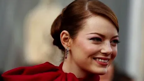 Vogue: Topul celor mai bine îmbrăcate femei