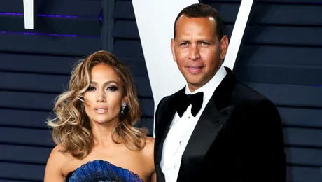Jennifer Lopez și Alex Rodriguez au rupt, oficial, logodna: “Ne este mai bine ca prieteni”
