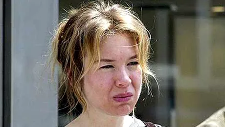 Vedete cochete cu riduri si pete