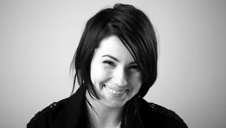 Alexandra Ivan, vocea de catifea de la Apropo Unplugged