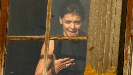 Katie Holmes si Tom Cruise divorteaza. O afacere de milioane