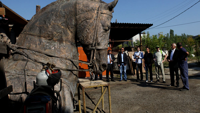 Noua statuie a regelui Carol I va fi gata pana la 1 decembrie 2010