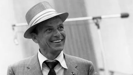 Frank Sinatra a jucat intr-un film erotic, pentru 100 de dolari