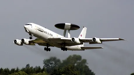 Avioane NATO vor survola România în misiuni de recunoaștere