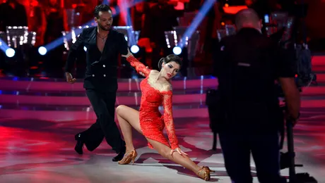 La „Dansează printre stele”, Alina Puşcaş şi Bogdan Boantă au oferit cel mai bun dans al serii