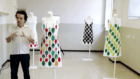 Coloreaza-ti hainele in functie de dispozitie