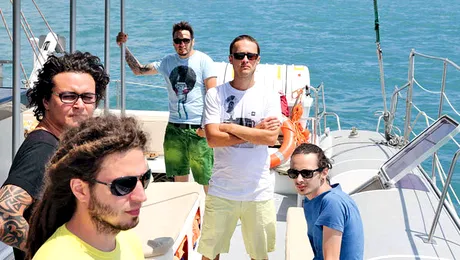 Album cu parfum de Animal X