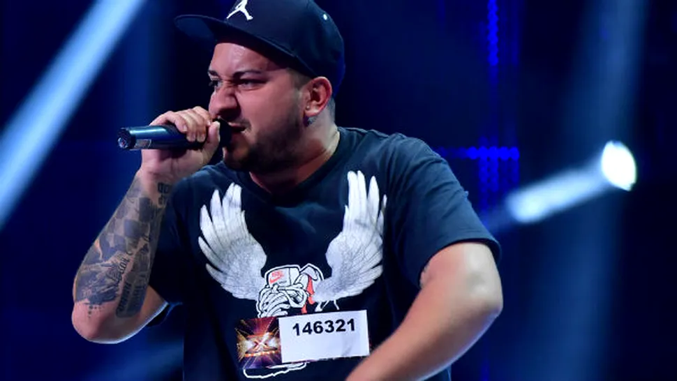 Rapperul poştaş face show pe scena X Factor - FOTO