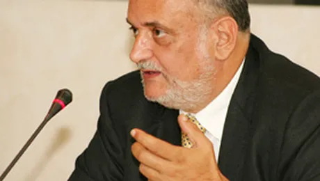 Patriciu pe cine va sponsoriza?