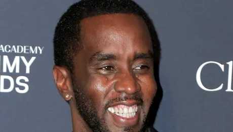 Rapperul Sean Combs – Diddy are un nou prenume oficial, Love