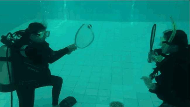 Tenis subacvatic