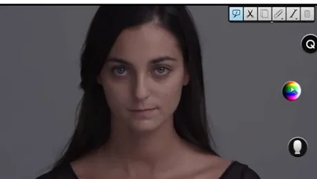 CLIPUL ZILEI: Cum se transformă o cântăreață pe parcursul piesei pe care o cântă