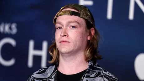 Luc Besson revine după scandalul sexual cu filmul „DogMan”. Caleb Landry Jones va avea rolul principal