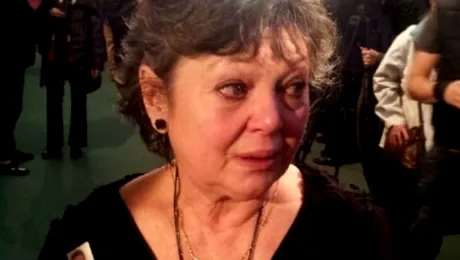 Anca Pandrea, de urgenţă la spital. Vecinii au găsit-o într-o baltă de sânge