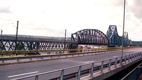 Podurile de pe Dunare pot fi trecute si cu abonament