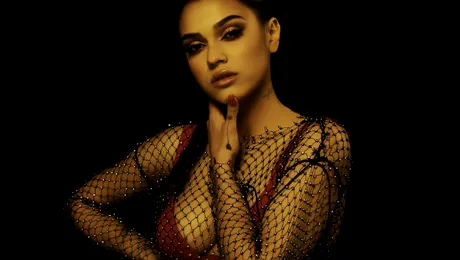 Karmen revine cu single-ul “Lock My Hips”