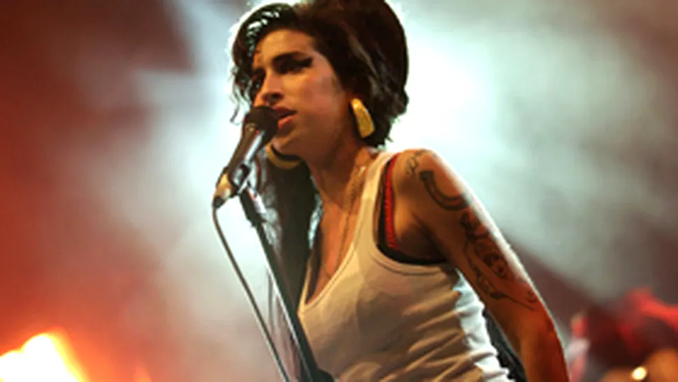 Amy Winehouse a scapat 