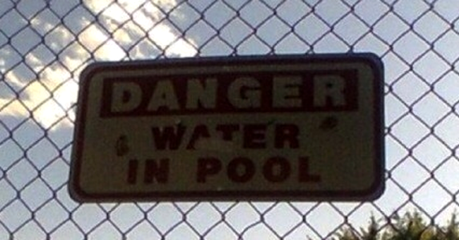 Atentie: Apa in piscina!