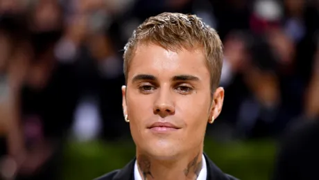 Justin Bieber îşi amână toate concertele din turneul său mondial în iunie şi iulie, după ce a fost diagnosticat cu sindromul Ramsay Hunt