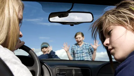 25% din accidentele auto din SUA sunt cauzate de gadget-uri