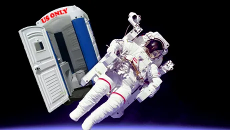 Soc: Cosmonautii rusii nu au voie in toaleta americana!