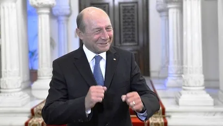 Bunicul Traian Băsescu: „Când vin eu nu plânge. Știe și ea, a venit președintele”