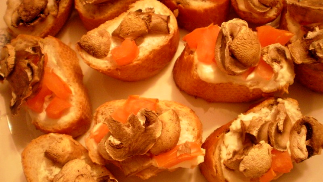 bruschete ciuperci si branza