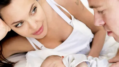 Angelina Jolie se pregateste pentru inca o pereche de gemeni!