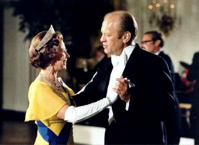 Regina Elisabeta cu Gerald Ford (presedinte SUA: 9 august 1974-20 ianuarie 1977)