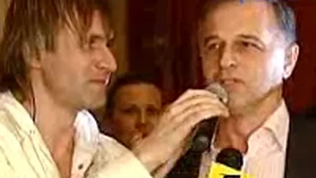 Geoana si Nastase au cantat, de Ziua Femeii! Nasol moment