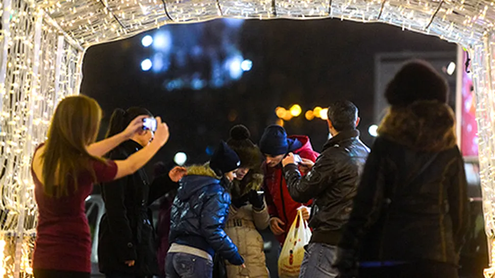 Bucureștiul, împodobit de sărbătoare cu aproape 3 milioane de beculețe
