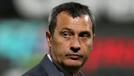 Ploua cu amenzi si suspendari pentru oficialii din Liga I