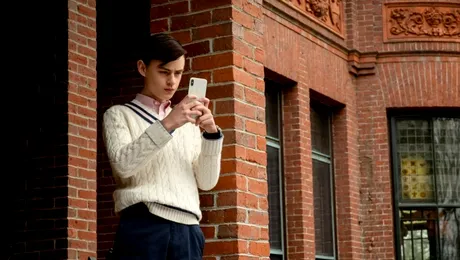 Motivul pentru care băieții răi din filmele de la Hollywood nu folosesc iPhone