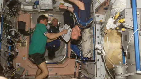 De ce gravitația în spațiu nu e la fel ca cea de pe Pământ?