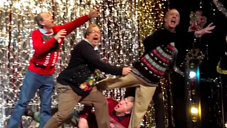 O serbare de Crăciun de neimaginat! Vezi ce au făcut cinci SUPERTĂTICI