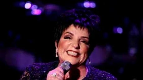 Liza Minnelli a lesinat pe scena