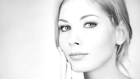 3 produse de îngrijire obligatorii în rutina de frumuseţe