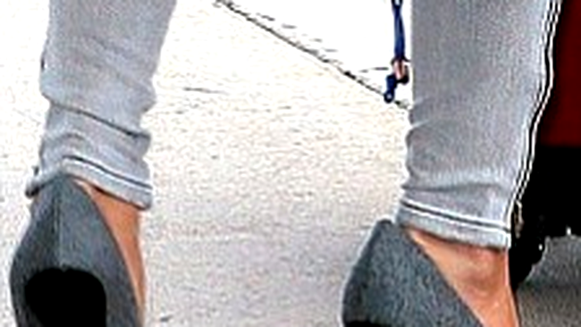 pantofi cu toc victoria beckham