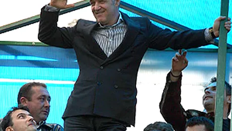 UPDATE: Dansul lui Gigi Becali la nunta lui Chivu! (video)