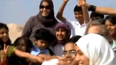 Au dus un om de zapada in mijlocul desertului! (Video)